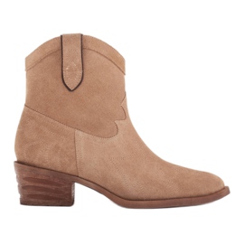 Marco Shoes Komfortable cowboystøvler lavet af naturligt ruskind beige