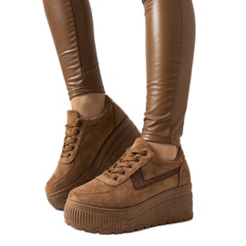 Brune sneakers med høj botanisk sål