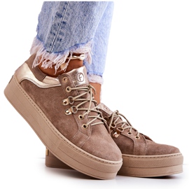 PF1 Læder sportssko på en beige Mary Ann platform