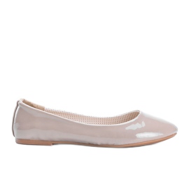 Sortlakerede ballerinaer fra Sixth Avenue beige