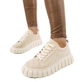 Beige sneakers på Mirabel platformen