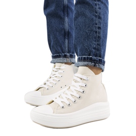 Beige sneakers på høj Tirado-sål