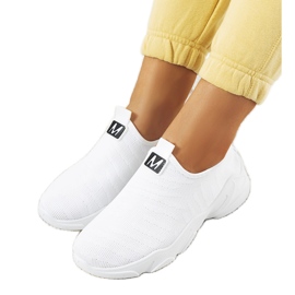 BM Aarons hvide sneakers