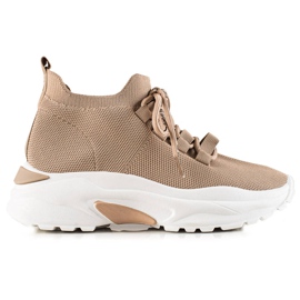 Camo Komfortable sportssko på platformen beige