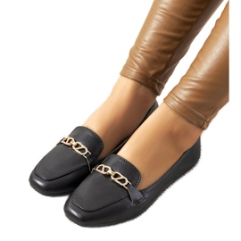 Sorte loafers med firkantet tå fra Milder