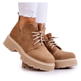 Sko på den massive sål Nicole 2701/060 Beige