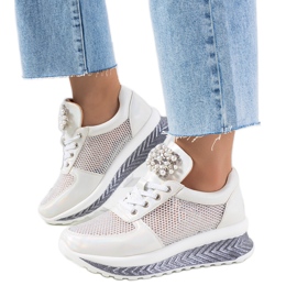 Hvide holografiske sneakers fra Saggers