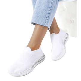 Nedas hvide sneakers
