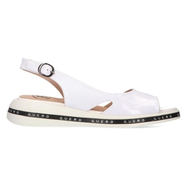 Sandaler på kilen Filippo DS2322 / 21 Wh hvid