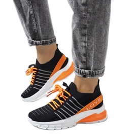 Sorte sportssneakers fra Nena