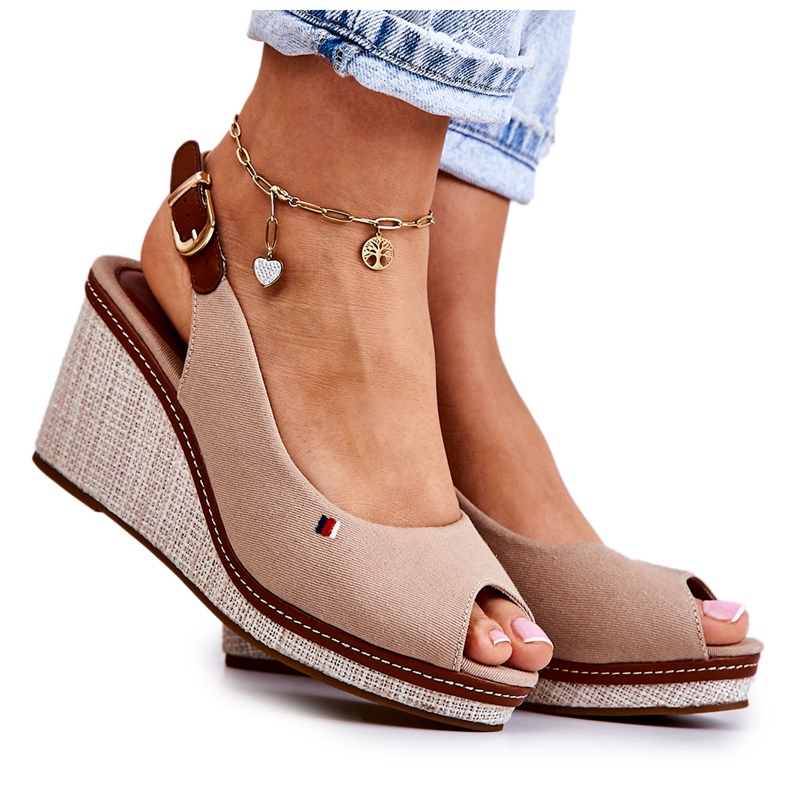 PS1 Komfortable sandaler til kvinder med spænde mørkebeige thallas