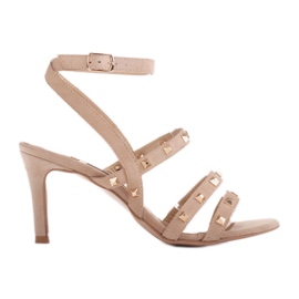 Marco Shoes Sandaler i ruskind med dekorative nitter beige