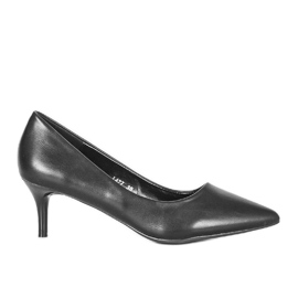 Sorte pumps på en lav Feeling hæl
