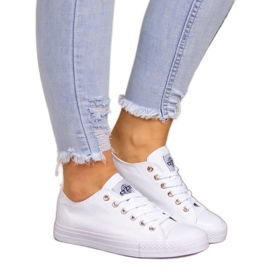 Lave hvide NEWS sneakers til kvinder