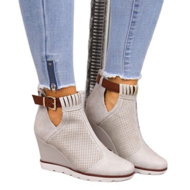 Beige sneakers til kvinder med gennembrudte kiler Filippo