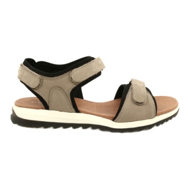 Komfortable sportssandaler Caprice 28711-28 334 Taupe Nubuc beige sort