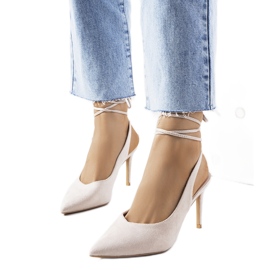 Beige høje hæle med Hakols hæl