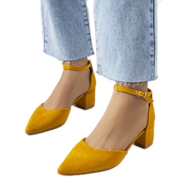 Sennep Litze pumps gul