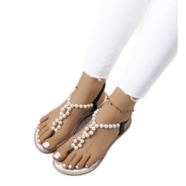 Sorte sandaler med Tana perler