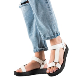Cm Paris Hvide sandaler på platformen sort