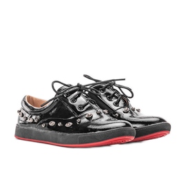 Fatna sortlakerede sneakers til børn