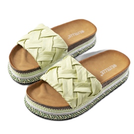 Grønne flip-flops på Vadna korksål