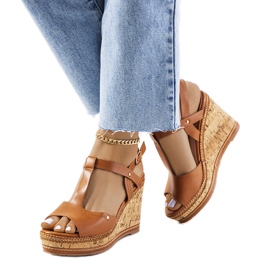 Brune kilesandaler fra Alannah