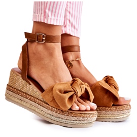 FE1 Ruskindssandaler Camel Natina brun