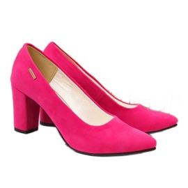 Pumper på stolpen ruskind fuchsia Monique lyserød