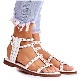PG1 Damesandaler med nitter i hvid cavos