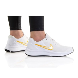 Nike Star Runner 3 (GS) Jr DA2776-010 sko hvid