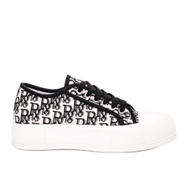 Hvide sneakers på Lalonde platformen