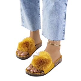 Gule flip-flops på Rett korksålen