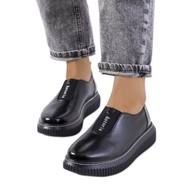 Sorte brogues på Siddons platform