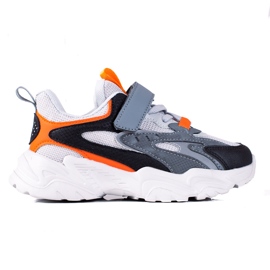 Shelovet drengesneakers på en tyk grå platform flerfarvet
