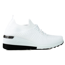 SHELOVET Kvinders hvide sneakers på en kile