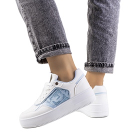 Blå sneakers på Coronel platformen hvid