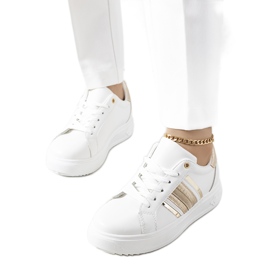 Hvide sneakers på Goldsmi platformen