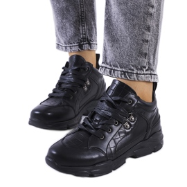 BM Sorte sneakers med en tyk Chiphury-sål