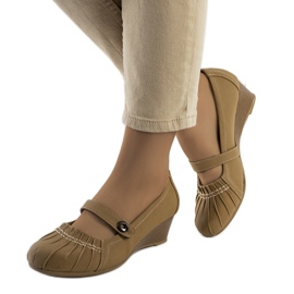 Beige pumps med rynke Nita