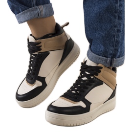 Sorte sneakers fra Adite