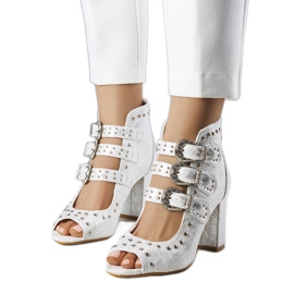 Sølvglitterstøvler med studs