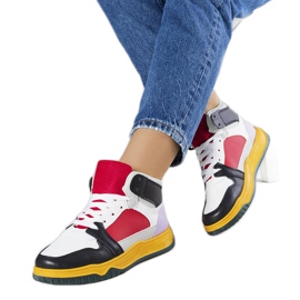 Sorte og røde high top sneakers fra Elizabeth hvid