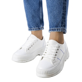 Hvide platformssneakers fra Nichole