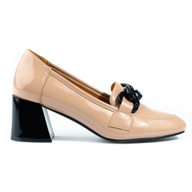 Vinceza beige pumps til kvinder med kæde