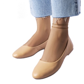 Beige ballerinaer med læder indersål fra Truchon