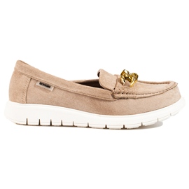 Komfortable dame loafers på Shelovet beige platform