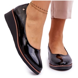 Vinceza Klassiske Laklæder Wedge Pumps Sort Paola