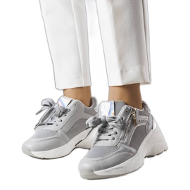 Grå wedge sneakers fra Stacey