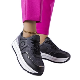 Sorte sneakers med glitterindlæg fra Léves